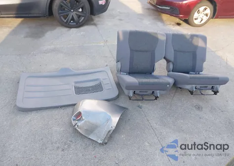 2001 Toyota Rav4 z USA, uszkodzony, nr VIN JTEGH20V510035516